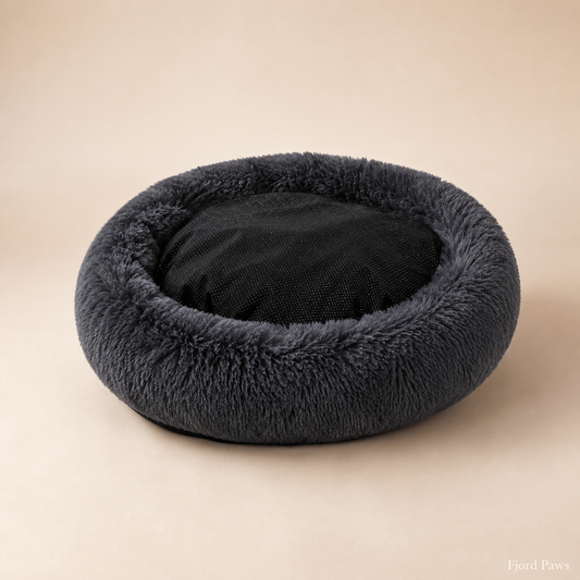 Calming Plush Donut Pet Bed - Anti-Anxiety Nest for Dogs & Cats